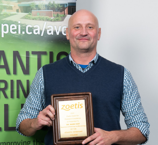 Dr. Mark Fast at the Atlantic Veterinary College's Fall Awards and Recognition Night. 