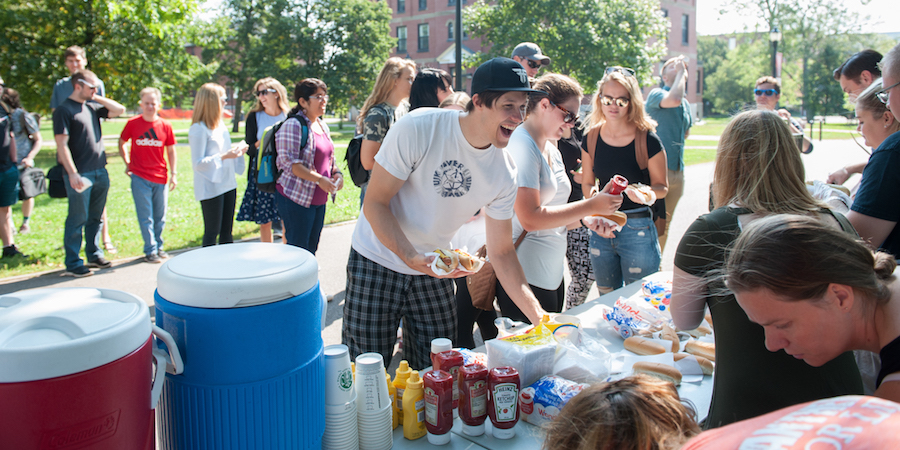 student union reps serving students at bbq