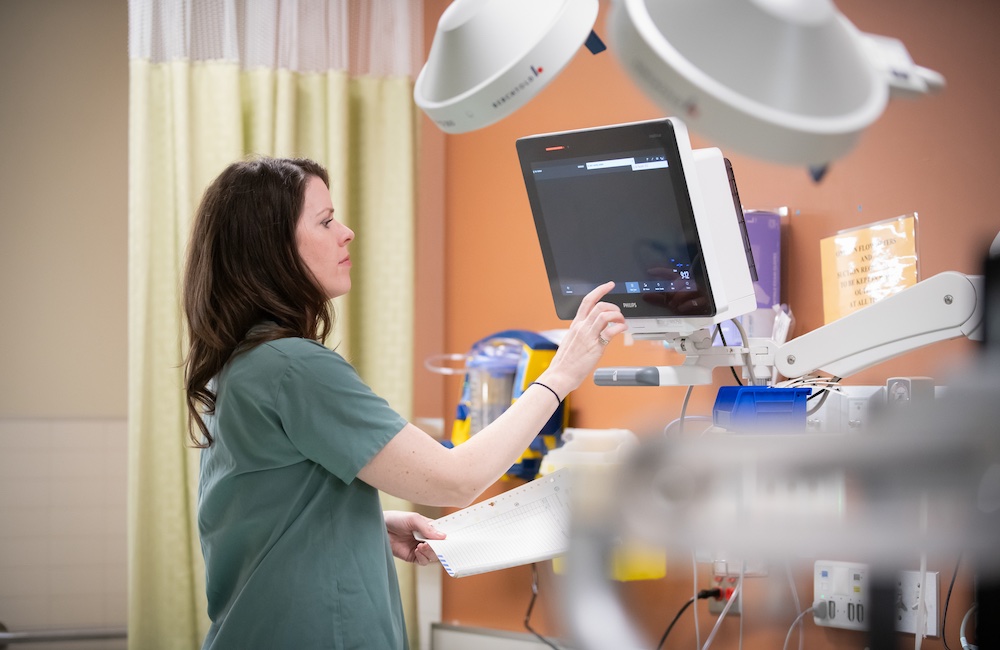 Dr. Aleisha Murnaghan in the Queen Elizabeth Hospital emergency room